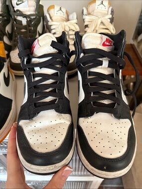 Nike Dunk High Pandas